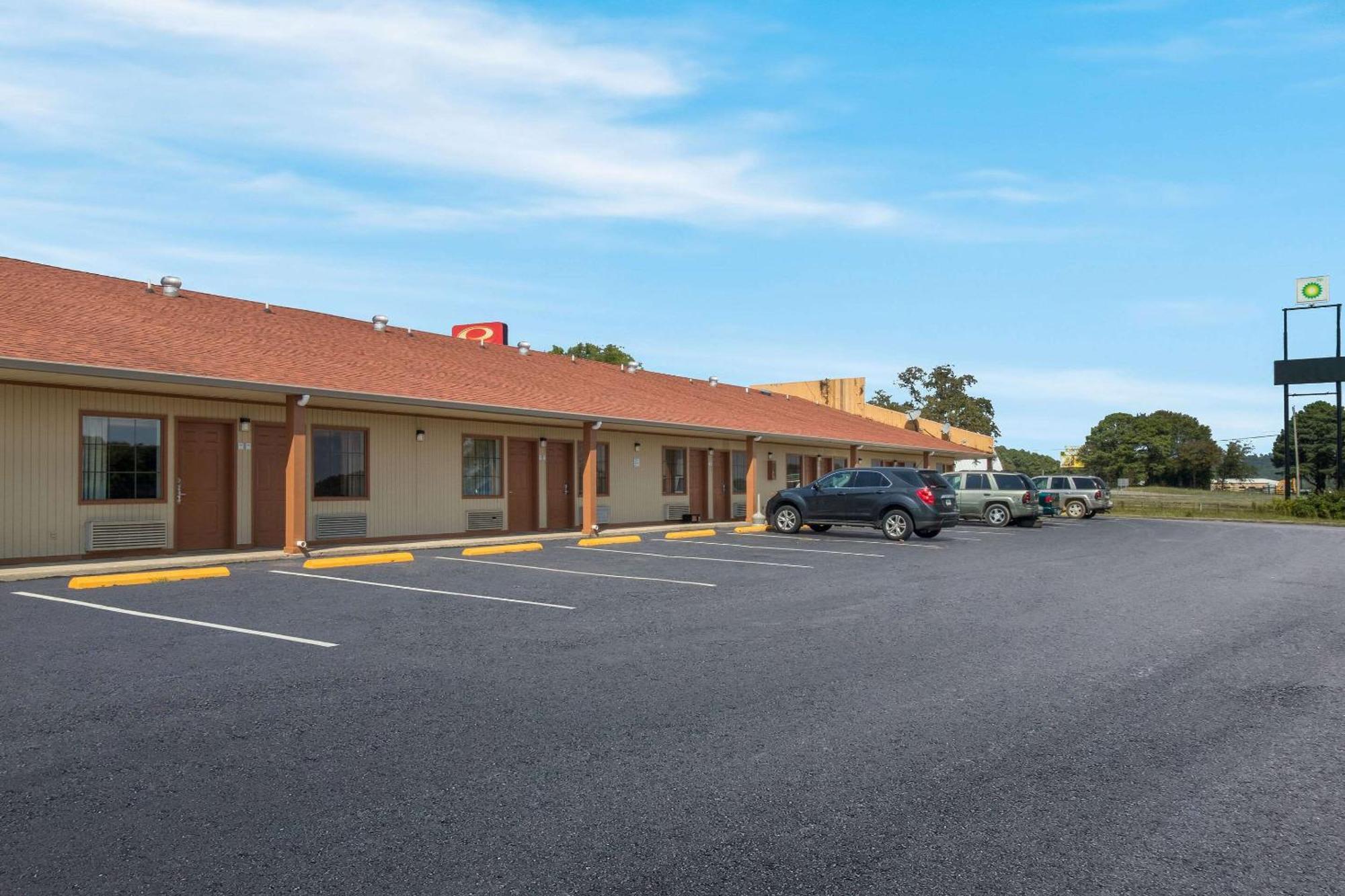 Econo Lodge Cornersville Exterior photo